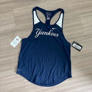 *NEW* Nike Yankee tank top